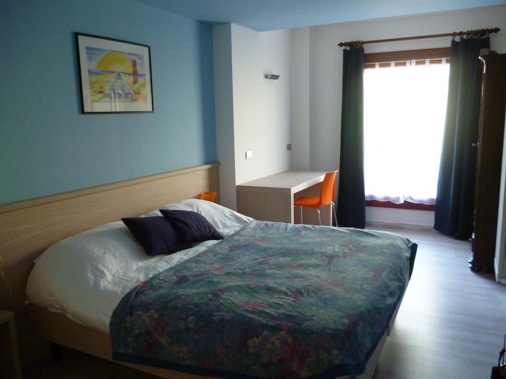 Chambres D'Hotes Nuits De Reve Roisan Room photo