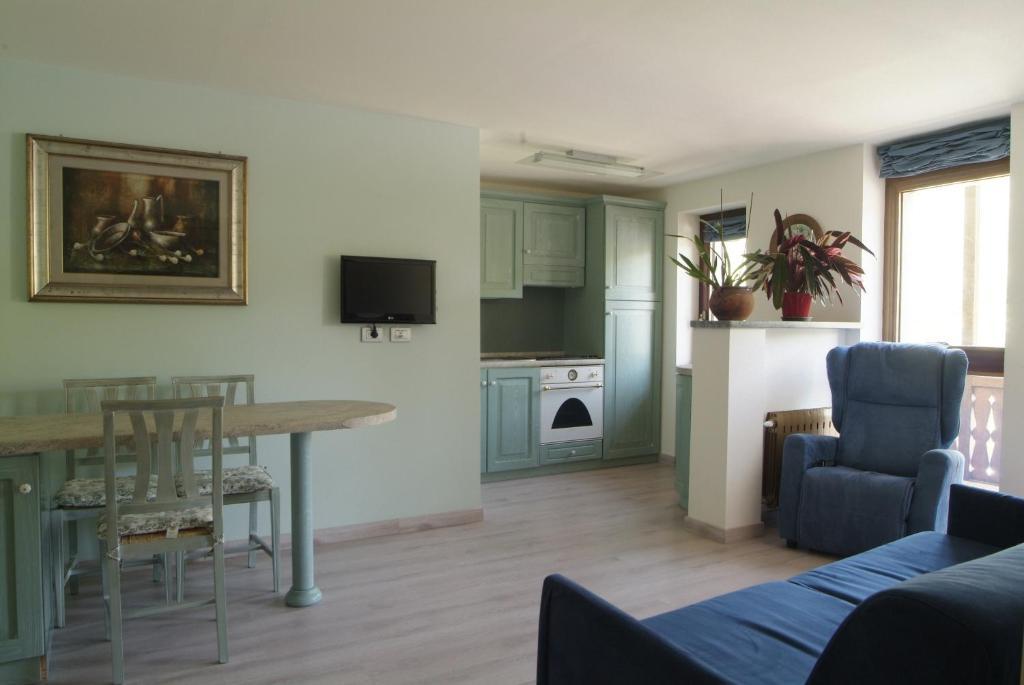 Chambres D'Hotes Nuits De Reve Roisan Room photo